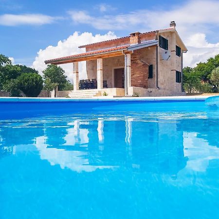 Villa Stone Pearl With Heated Swimming Pool 圣菲利普雅科夫 外观 照片